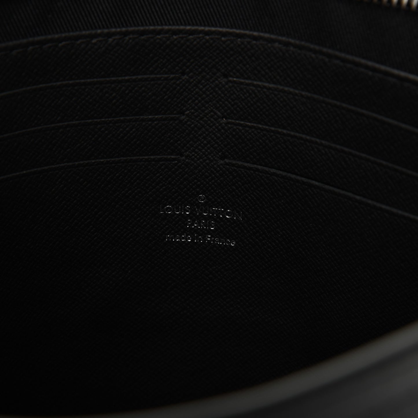 Monogram Eclipse Pochette Voyage MM