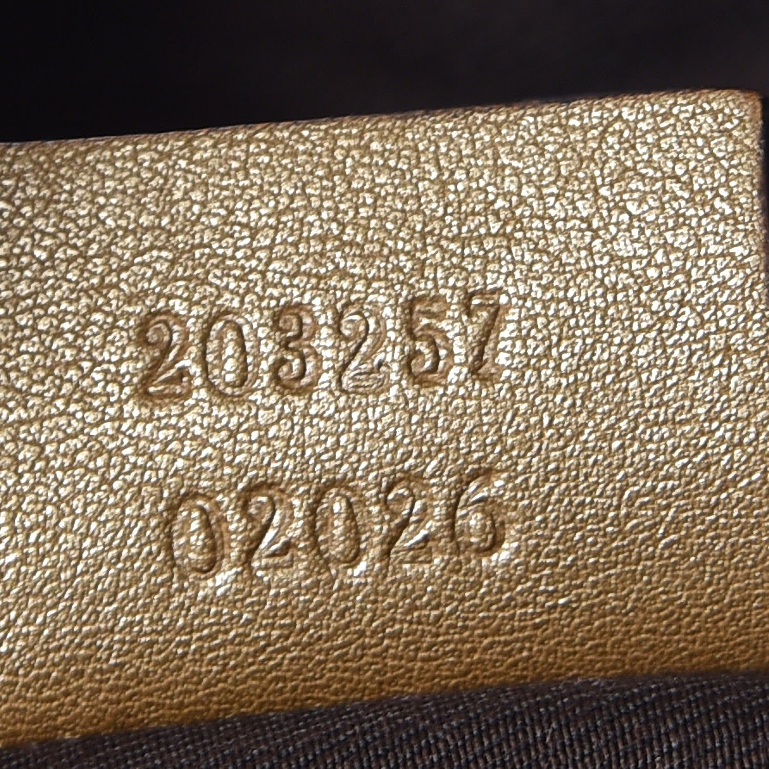 Gucci Crystal Monogram Small D Gold Ring Messenger Gold 7 of 7