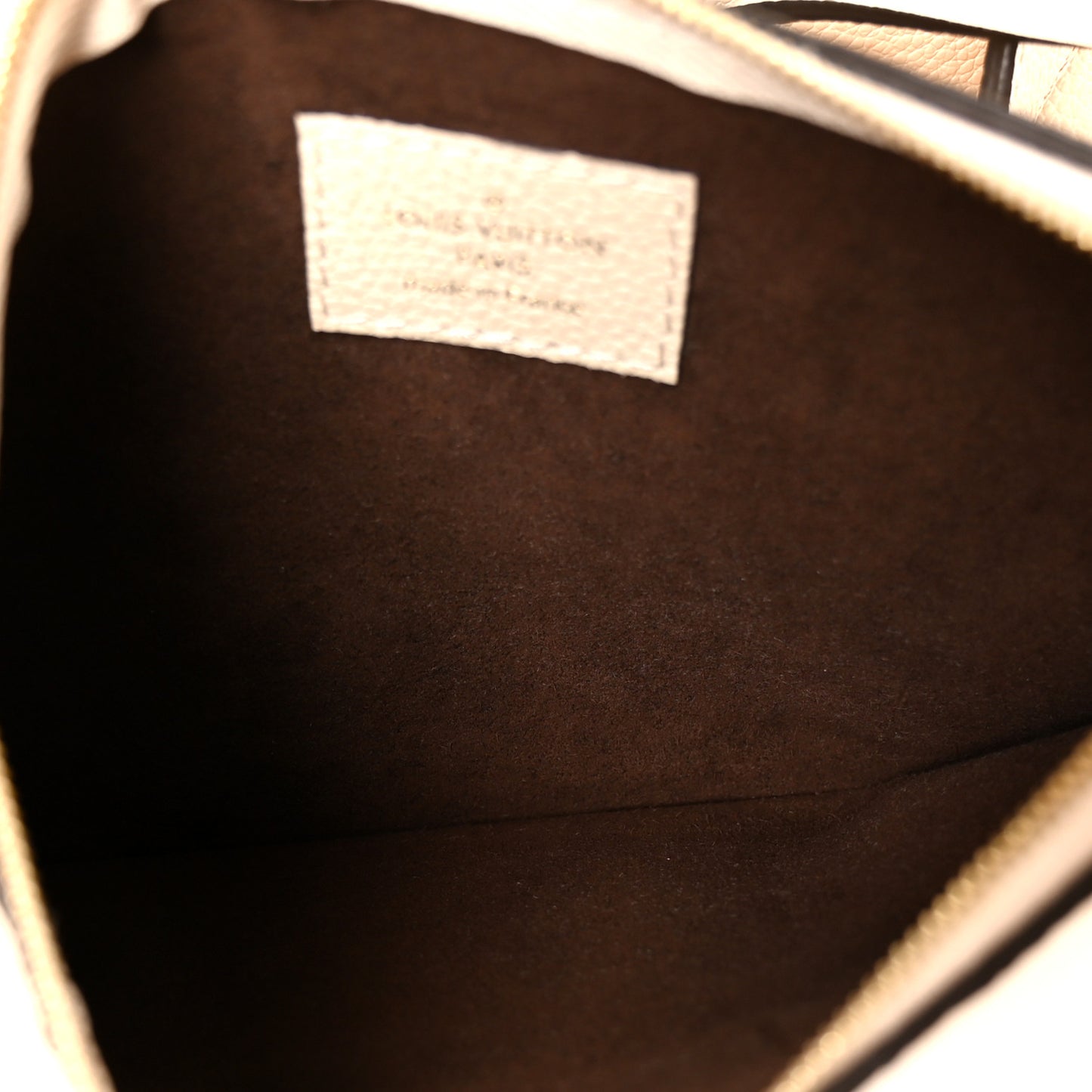 Empreinte Carryall PM Cream