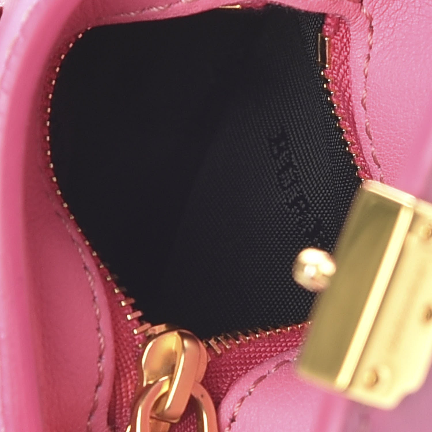 Burberry Trench Calfskin DK88 Tote Charm Pink 6 of 7