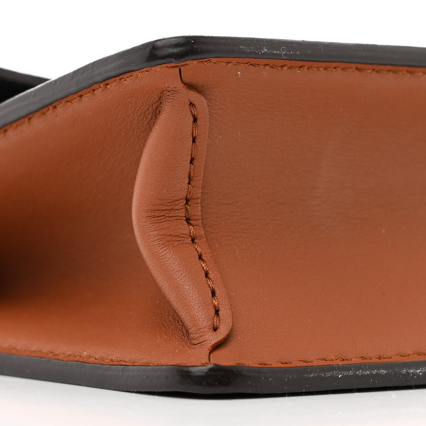 Reverse Monogram Dauphine Chain Wallet