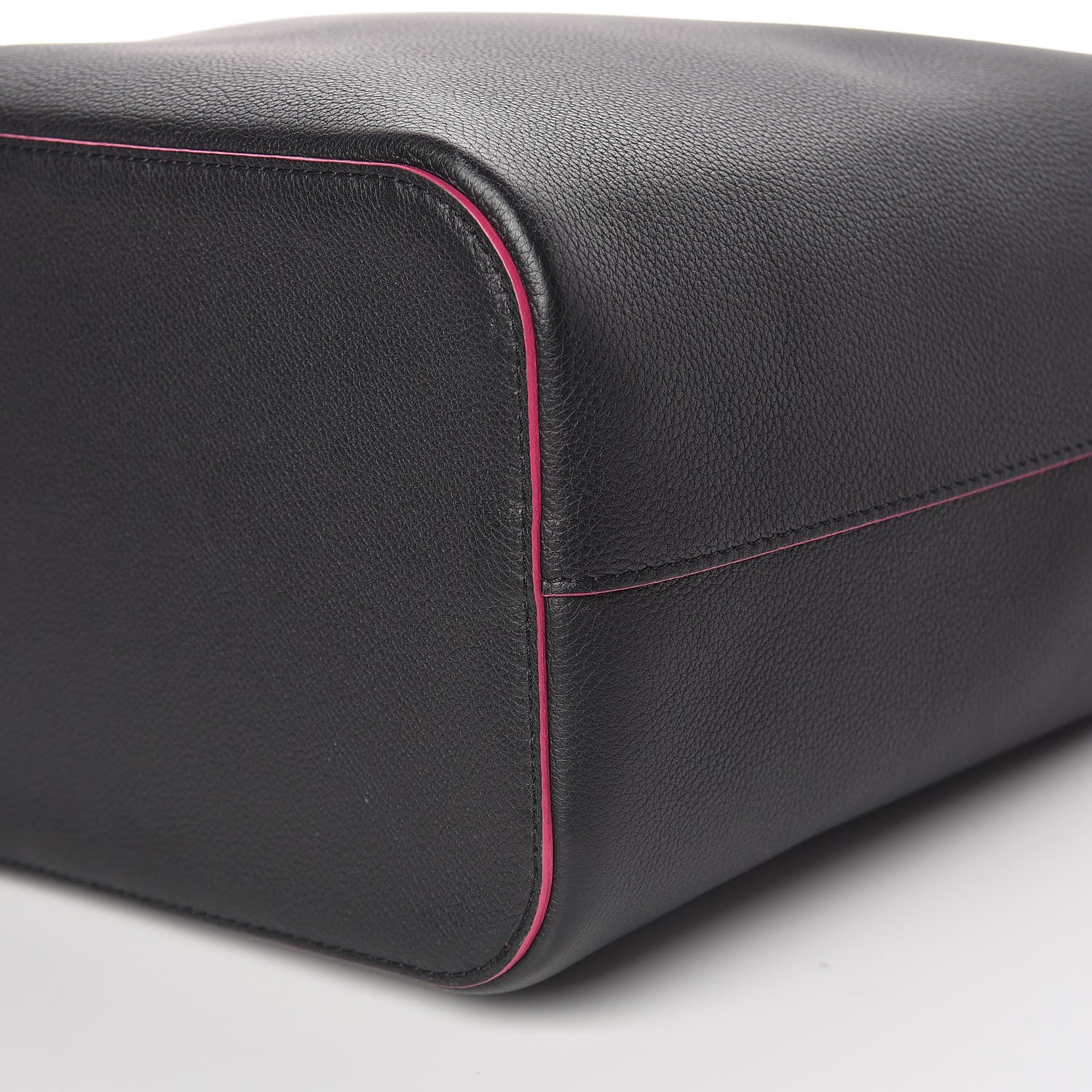 Louis Vuitton Calfskin Lockme Bucket Black 10 of 10