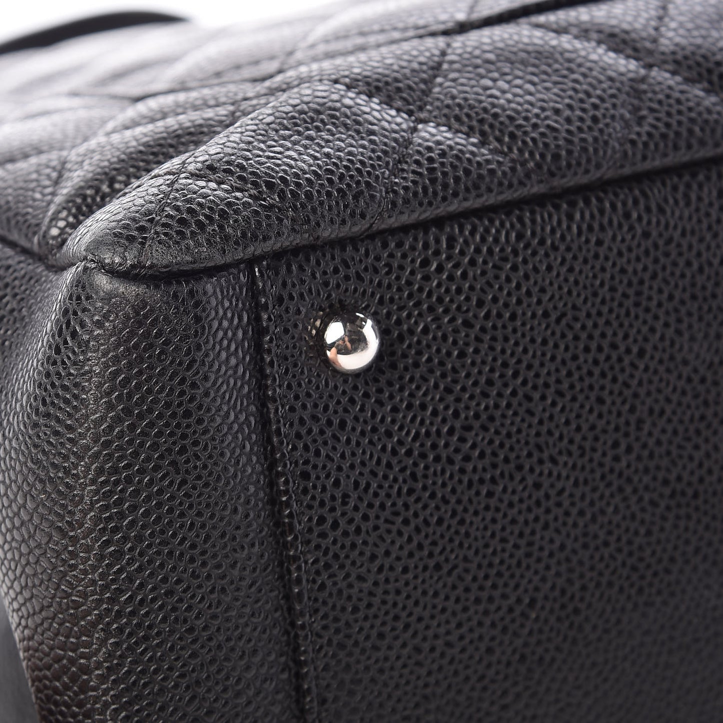 Caviar Quilted XL Grand Shopping Tote GST Black