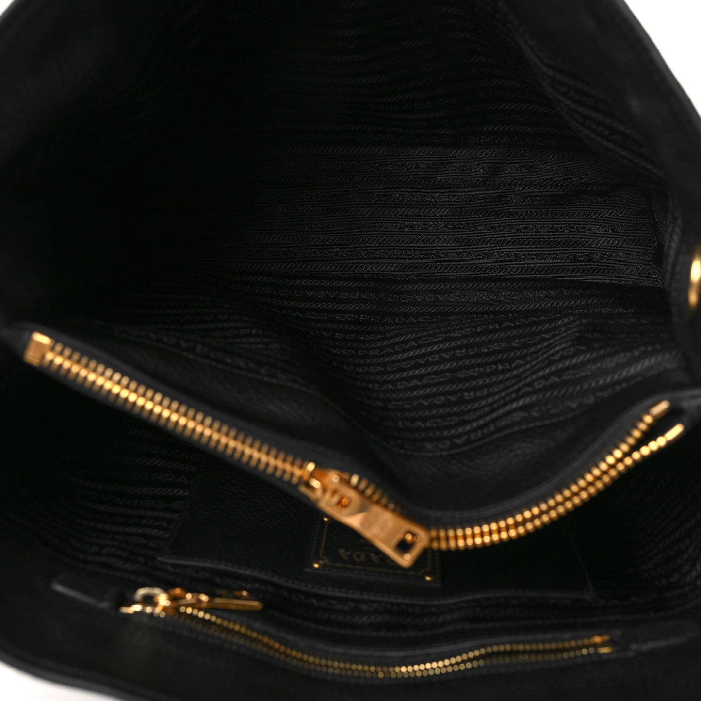 Vitello Daino Tote Black
