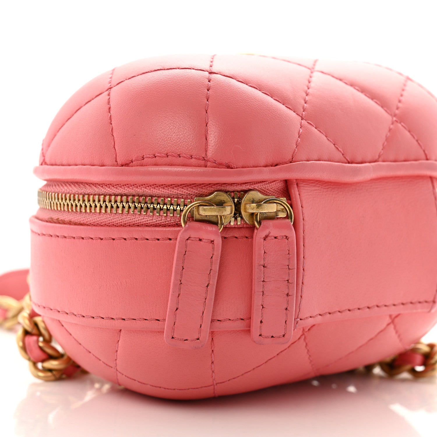 Chanel Lambskin Quilted CC Bubble Vanity Case With Chain Pink 8 of 11