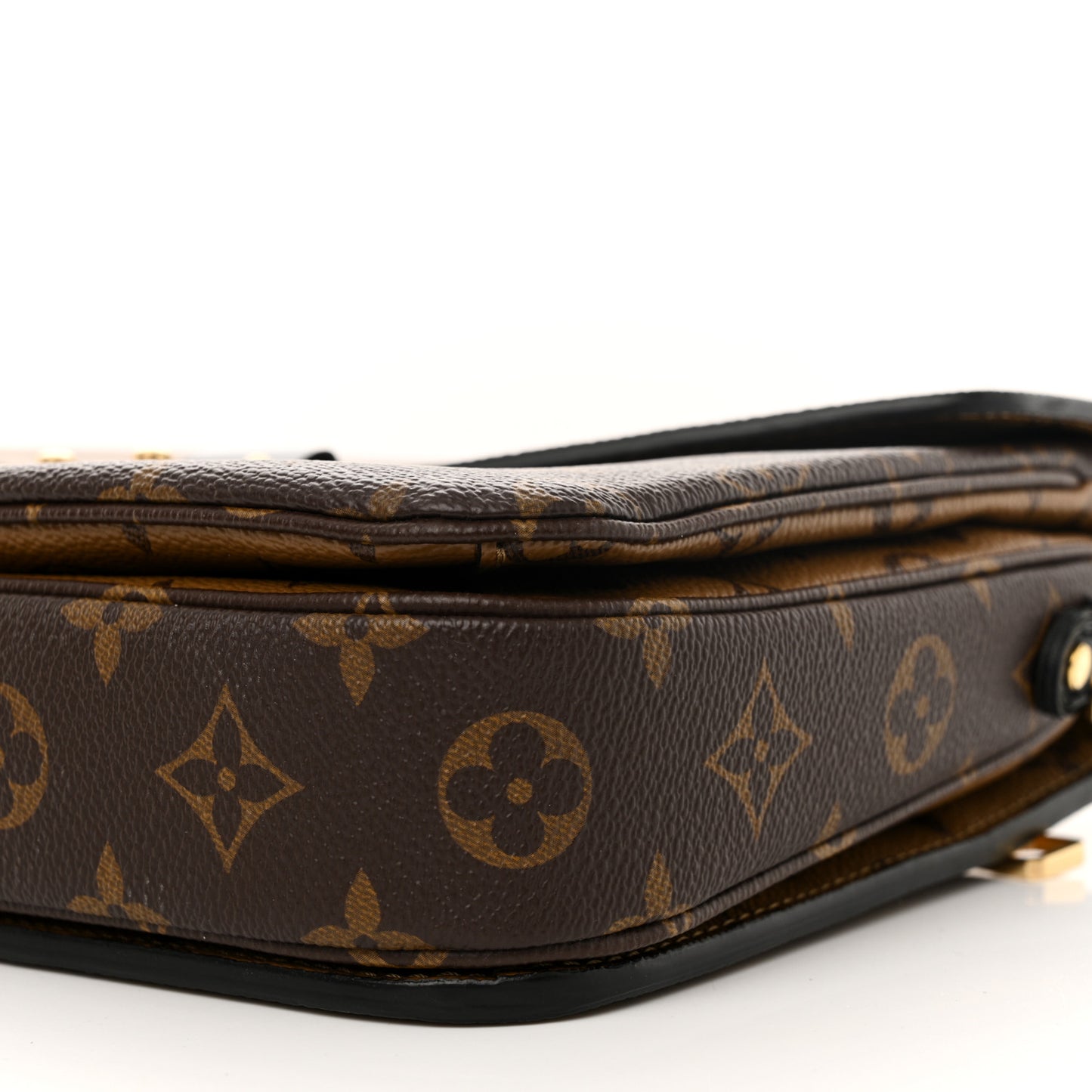 Reverse Monogram Pochette Metis