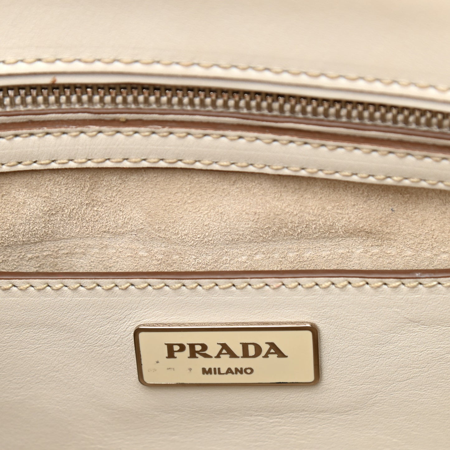 City Calf Hand Stitched Small Galleria Double Zip Tote Talco