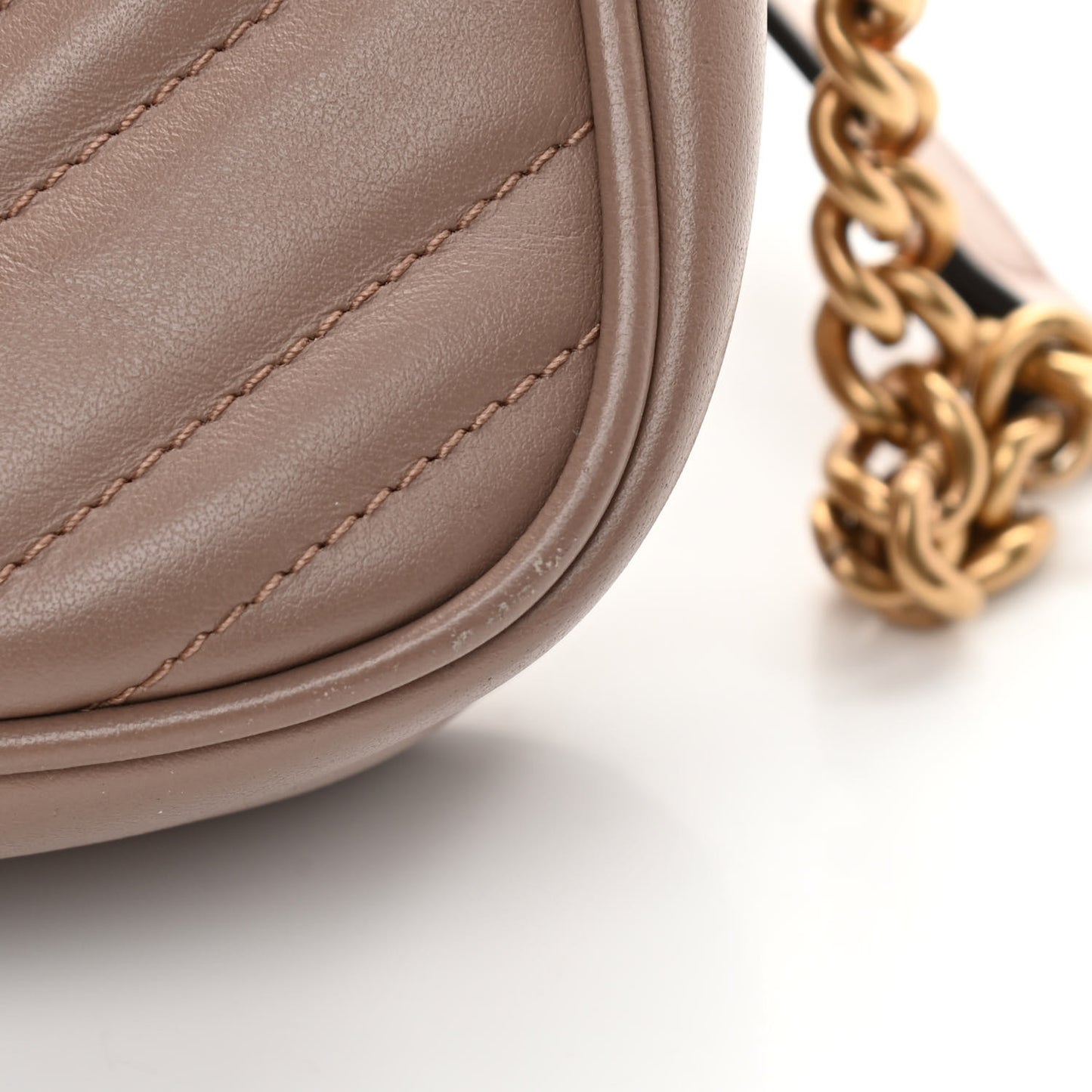 Calfskin Matelasse Small GG Marmont Chain Shoulder Bag Porcelain Rose