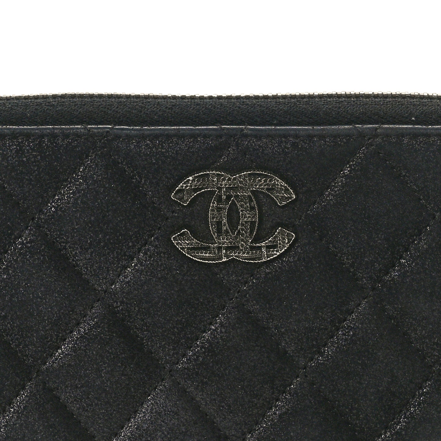Iridescent Lambskin Quilted CC Long Zipped Wallet Black