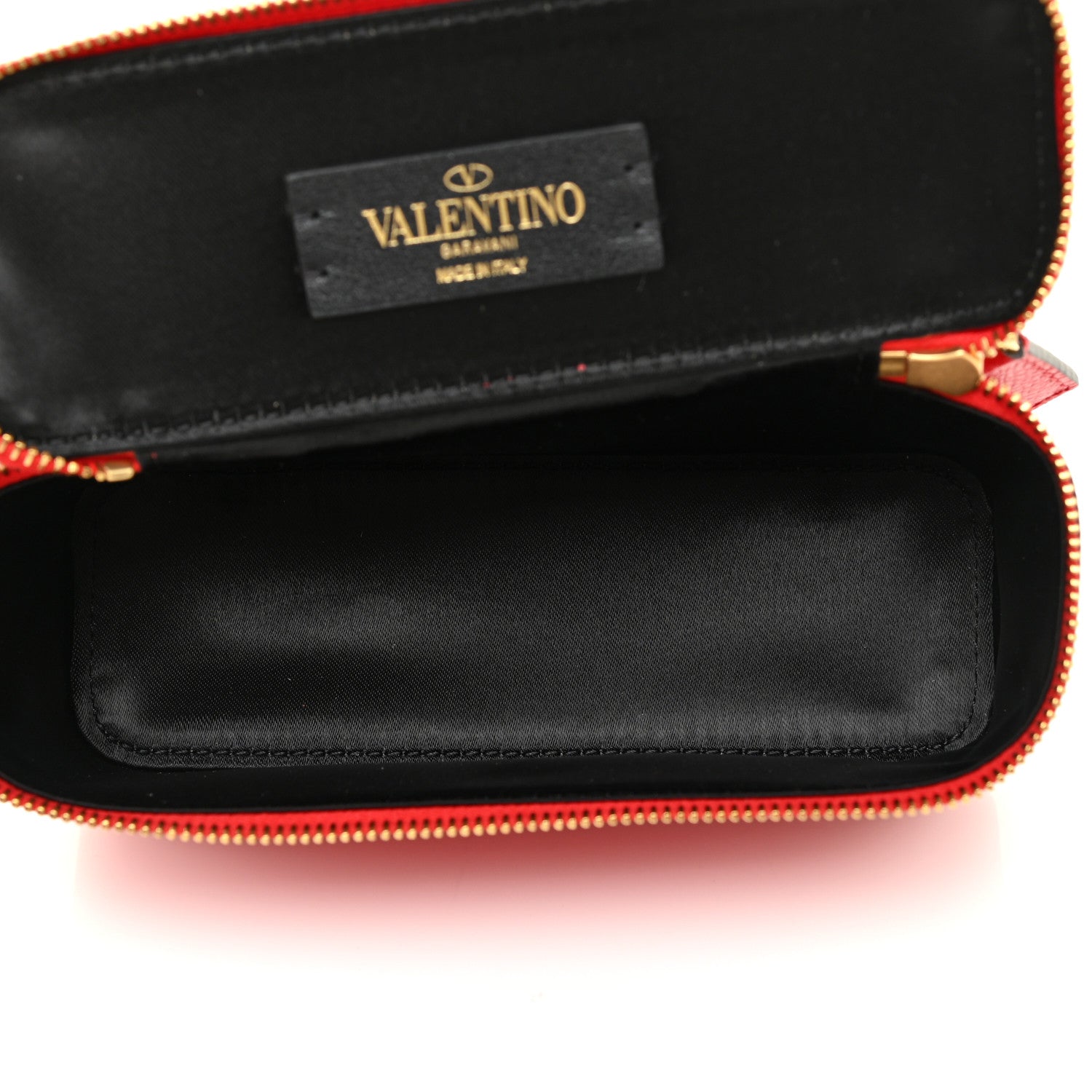 Valentino Garavani Grained Calfskin VLogo Signature Wash Bag Rouge Pur 4 of 9