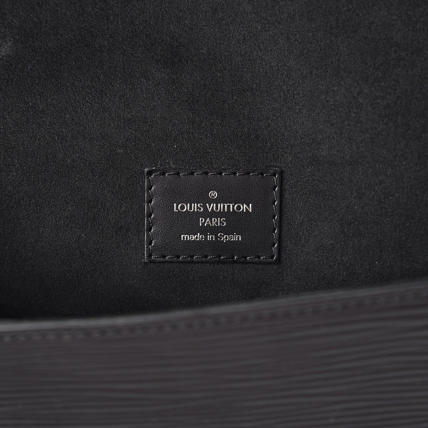Louis Vuitton Epi Cluny MM Black 7 of 11