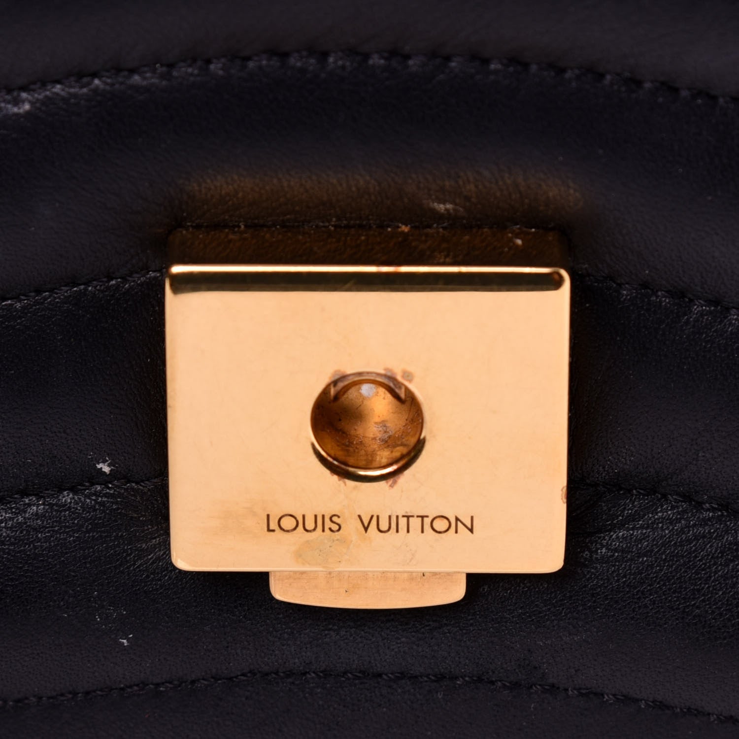 Louis Vuitton Calfskin New Wave Chain MM Black 12 of 17