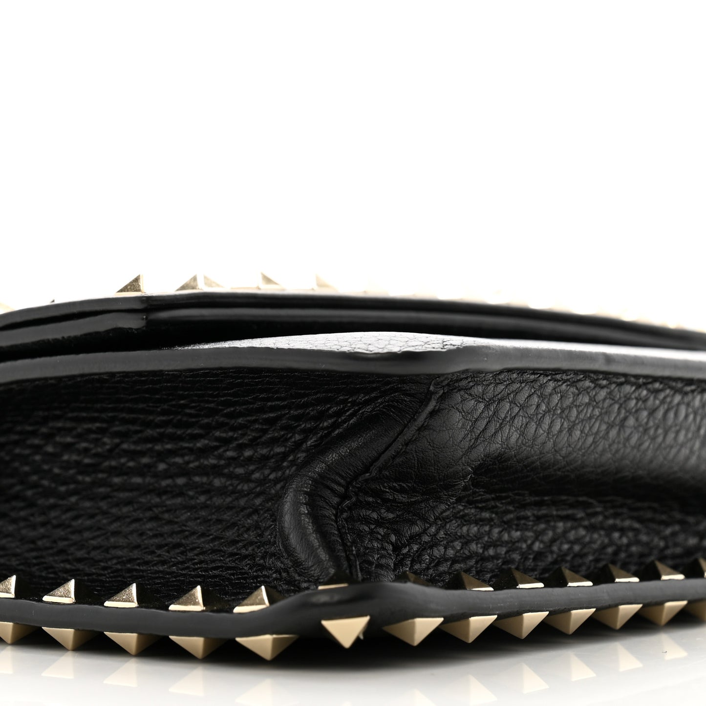 Pebbled Calfskin Rockstud Side Slip Crossbody Black