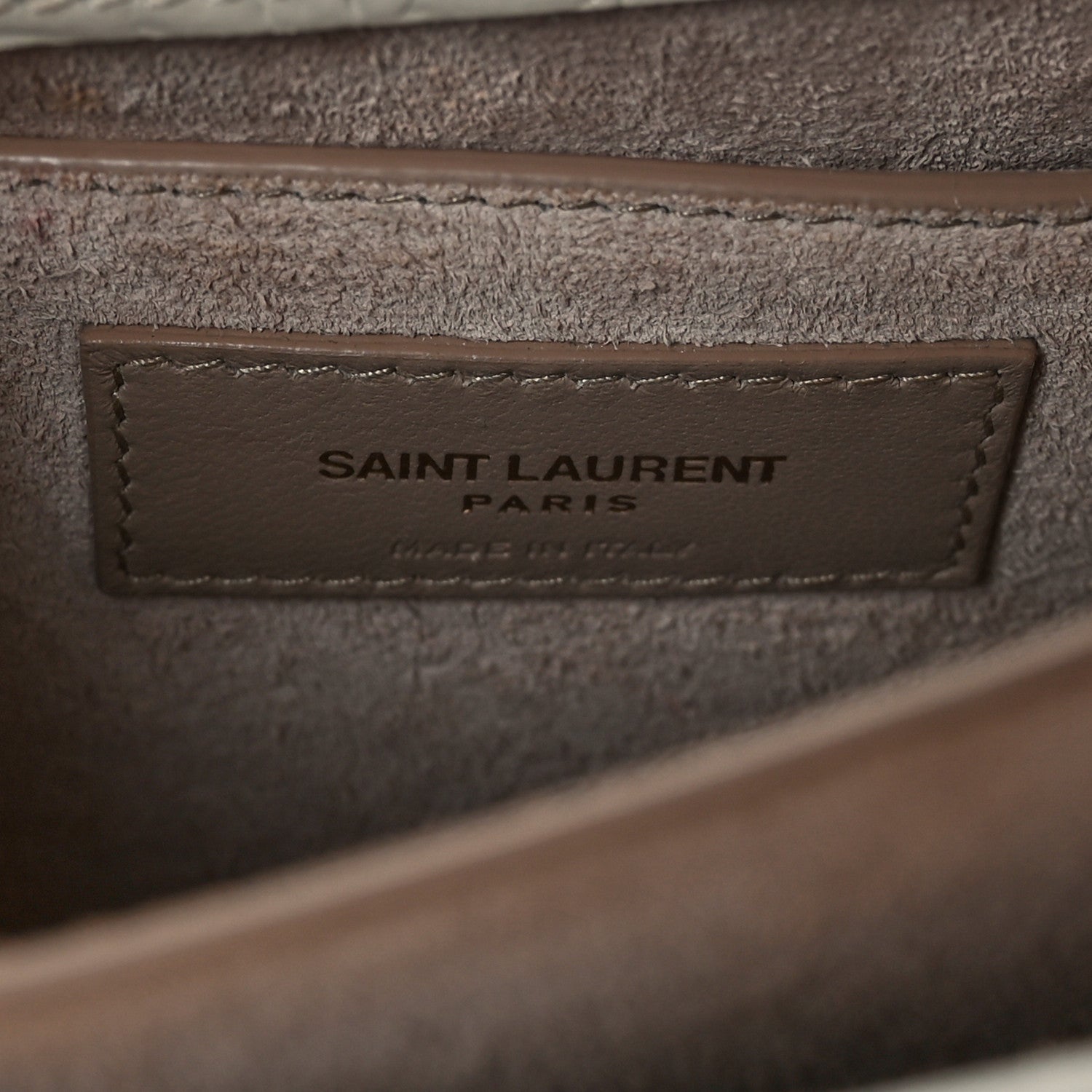 Saint Laurent Calfskin Crocodile Embossed Medium Monogram Sunset Blanc Vintage 7 of 10