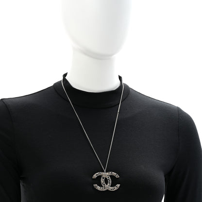 Chanel Ruthenium Twisted Camellia CC Pendant Necklace 2 of 5