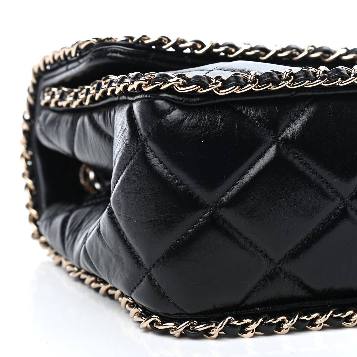 Crumpled Calfskin Medium Chain All Over Flap Black