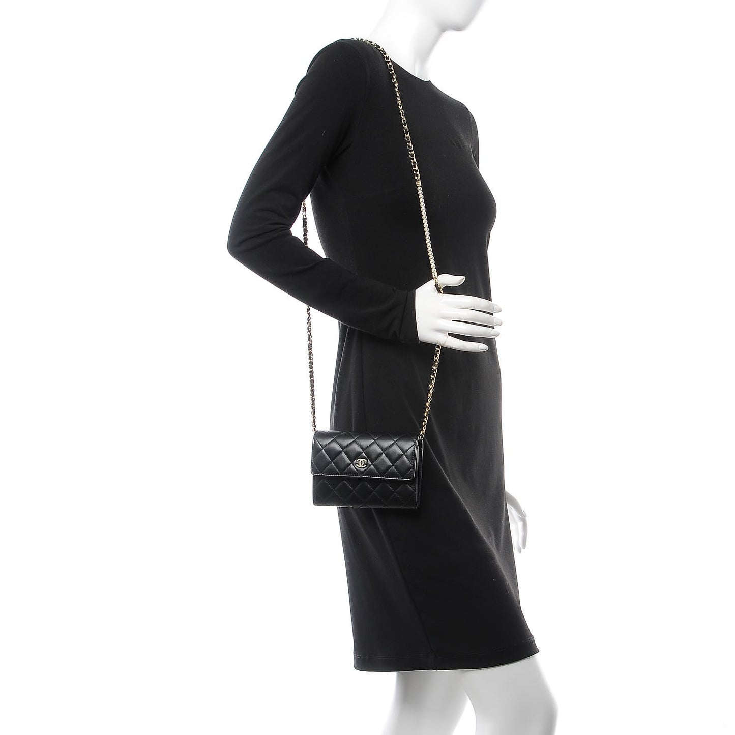 Lambskin Quilted Pearl Clutch With Chain Black