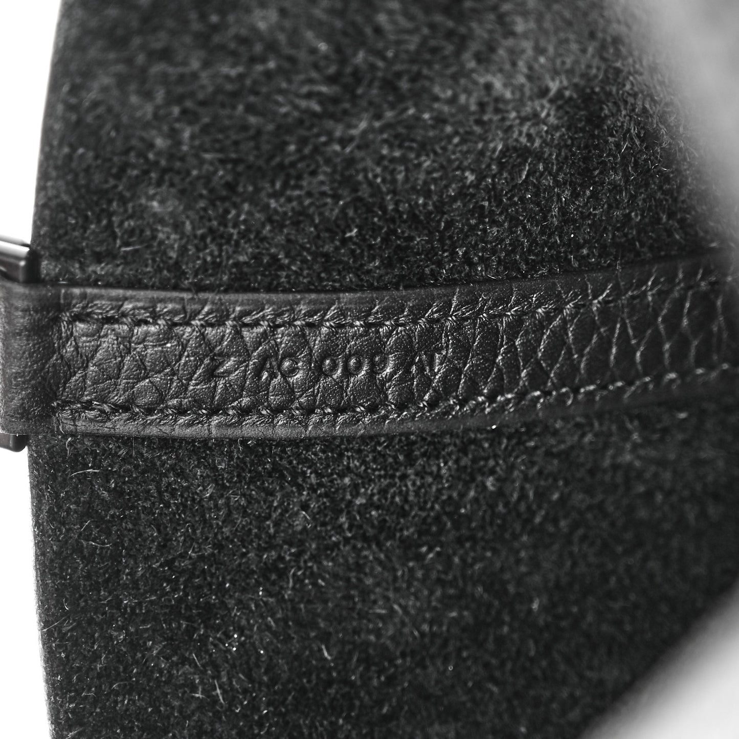 Taurillon Clemence Monochrome Picotin Lock 18 PM Black