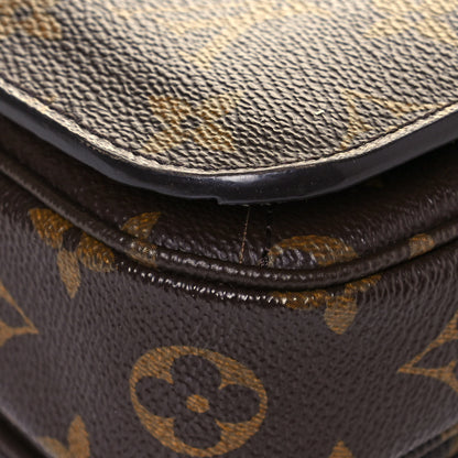 Louis Vuitton Monogram Pochette Metis 12 of 16