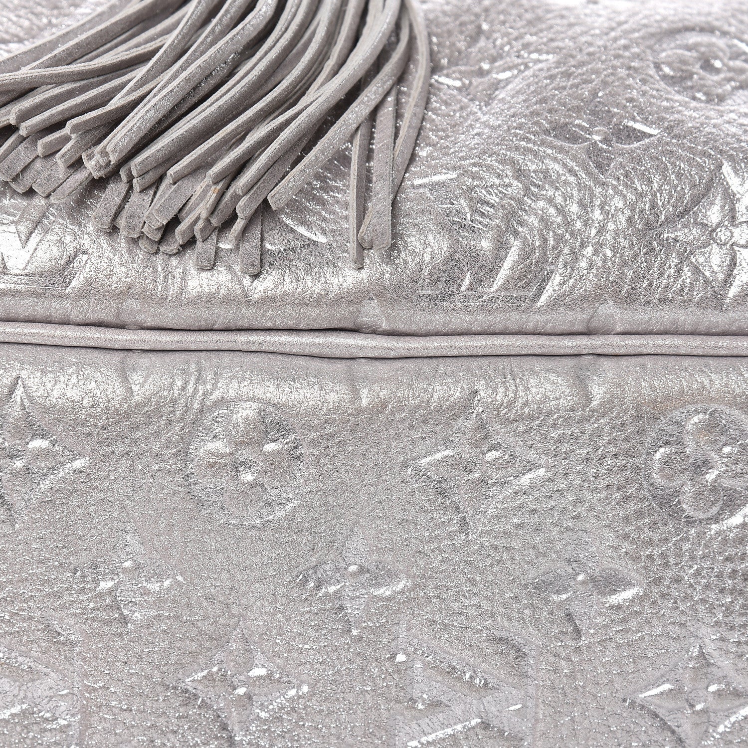 Louis Vuitton Monogram Shimmer Comete Silver 9 of 21