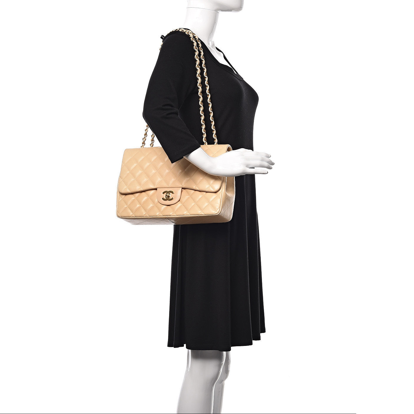 Lambskin Quilted Jumbo Single Flap Beige Clair