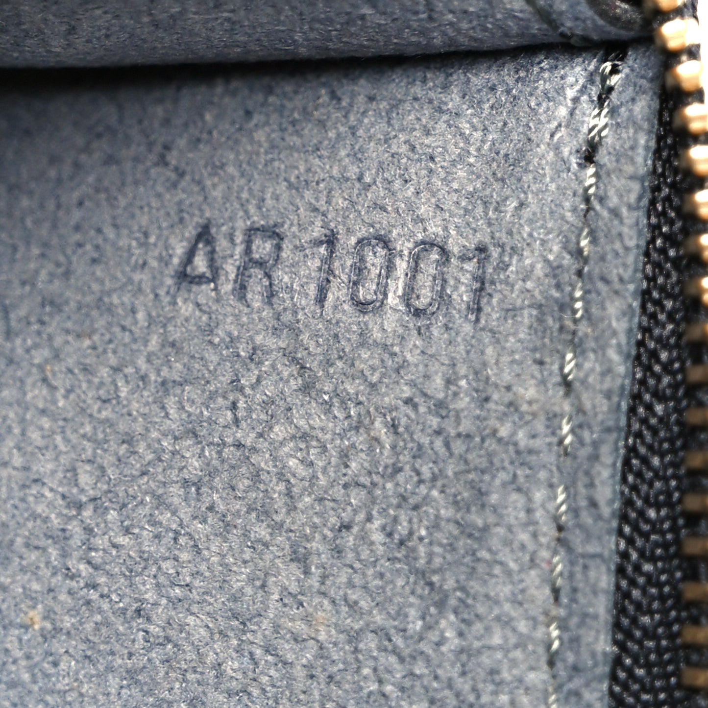 Epi Pochette Accessories 24 Black