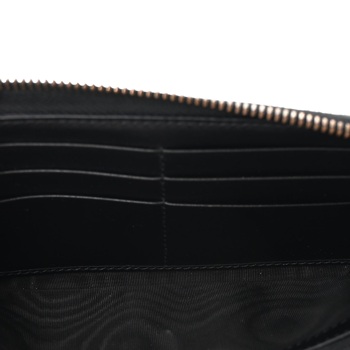 Calfskin Matelasse GG Marmont Zip Around Wallet Black