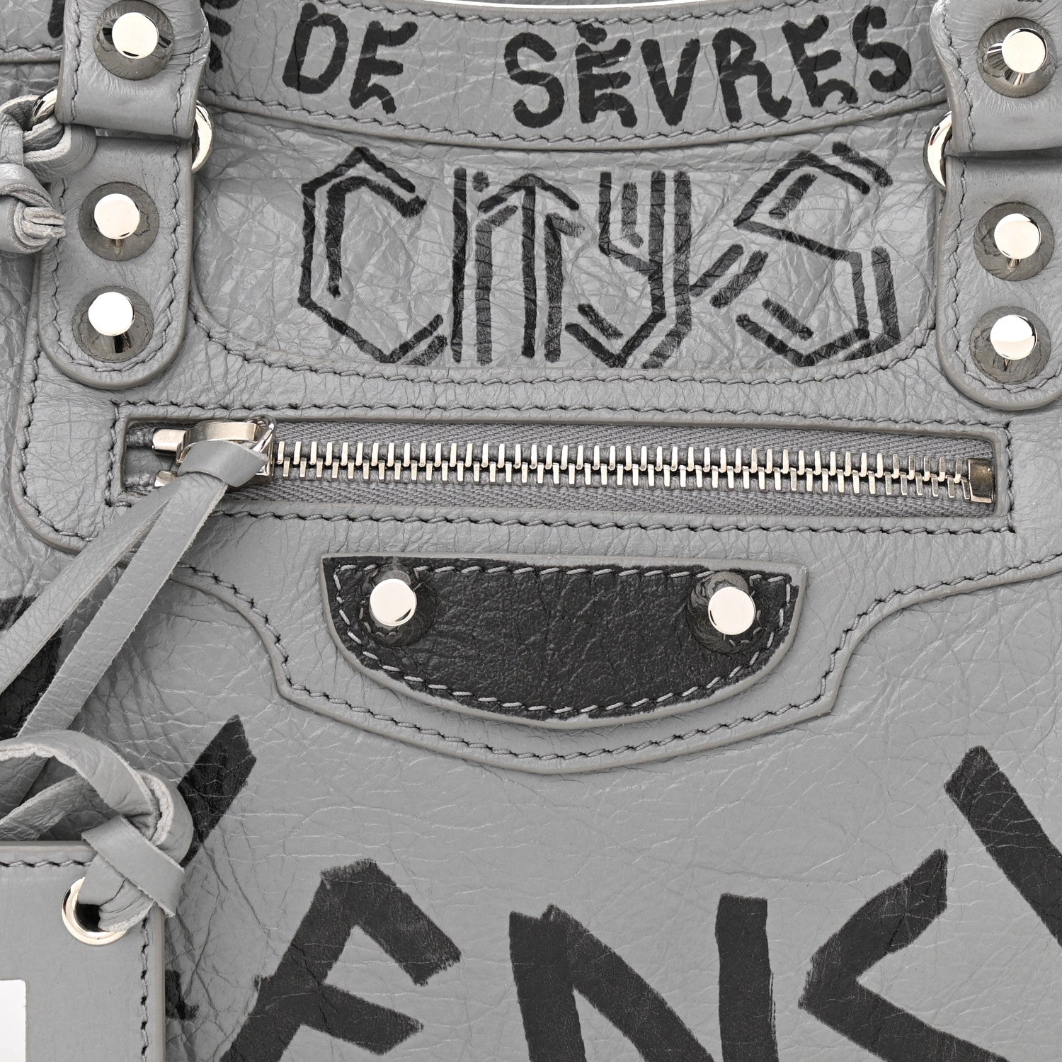 Balenciaga Agneau Arena Graffiti All Over Classic Silver Hardware S City Balenciaga Grey Black 8 of 10