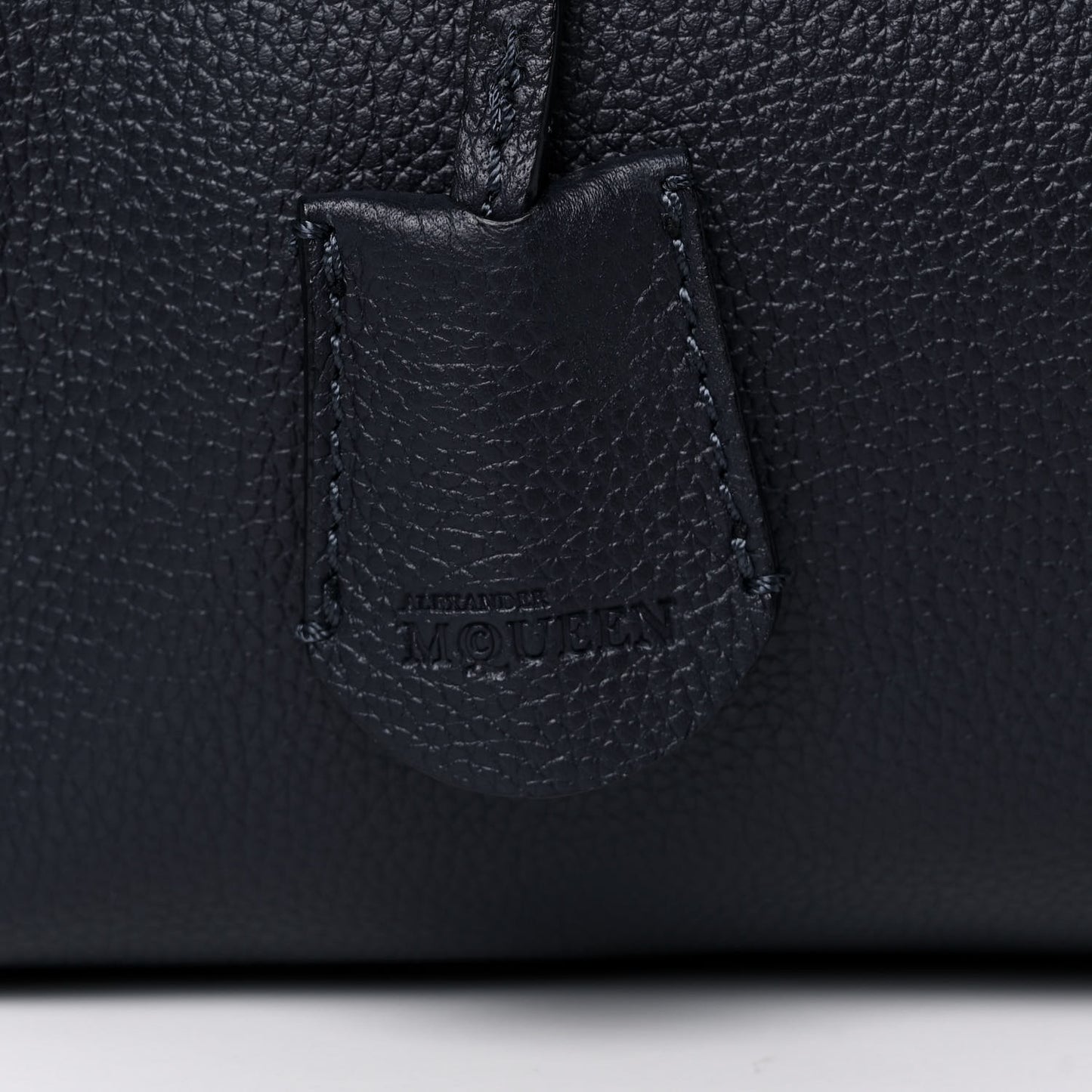 Pebbled Calfskin Large Skull Padlock Zip Around Tote Navy