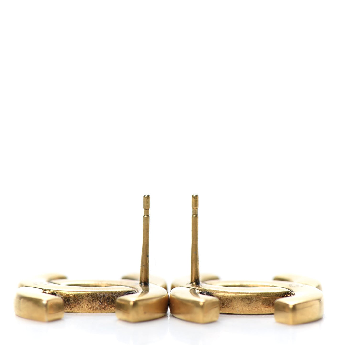 Metal CC Chain Earrings Gold