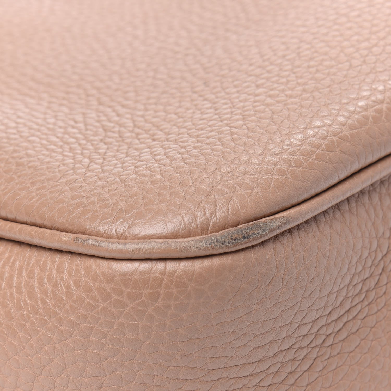 Gucci Pebbled Calfskin Small Soho Disco Bag Rose Beige 31 of 37