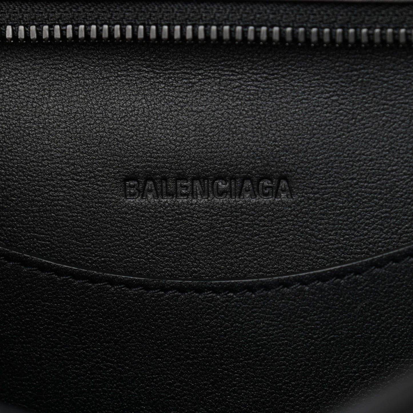 Smooth Calfskin Neo Classic Black Hardware S City Black