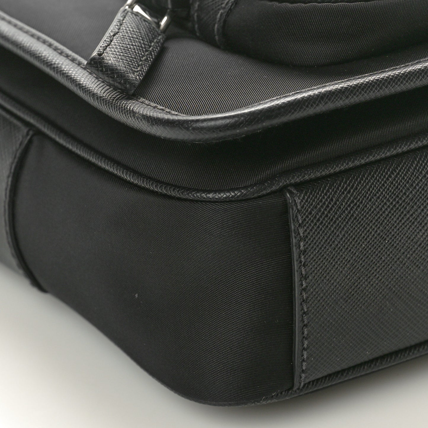 Re-Nylon Tessuto Saffiano Pocket Flap Messenger Bag Black