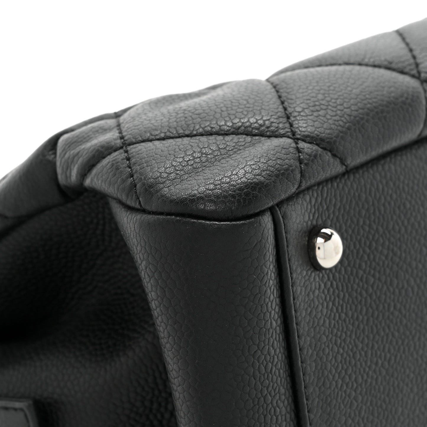 Caviar Quilted Timeless CC Shopping Tote Black