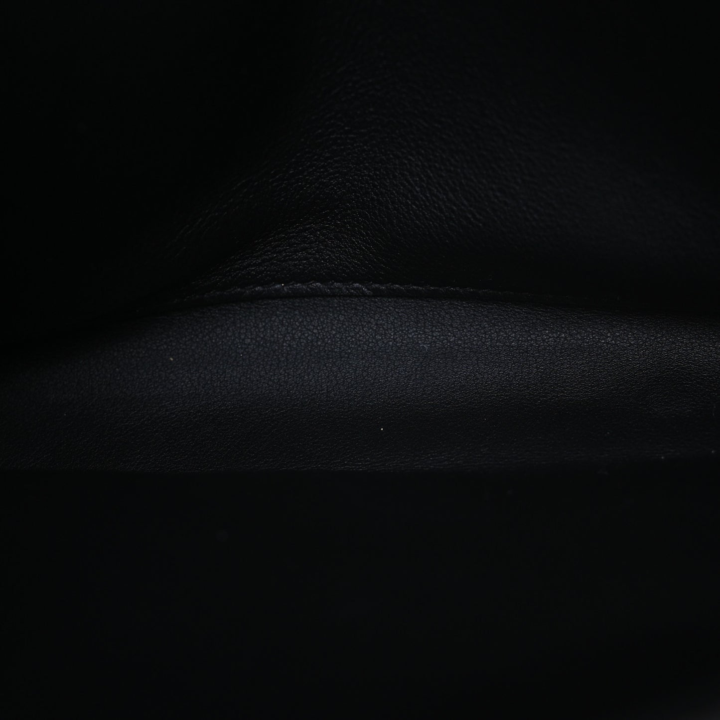 Togo Sac A Depeches 29 Messenger Bag Black