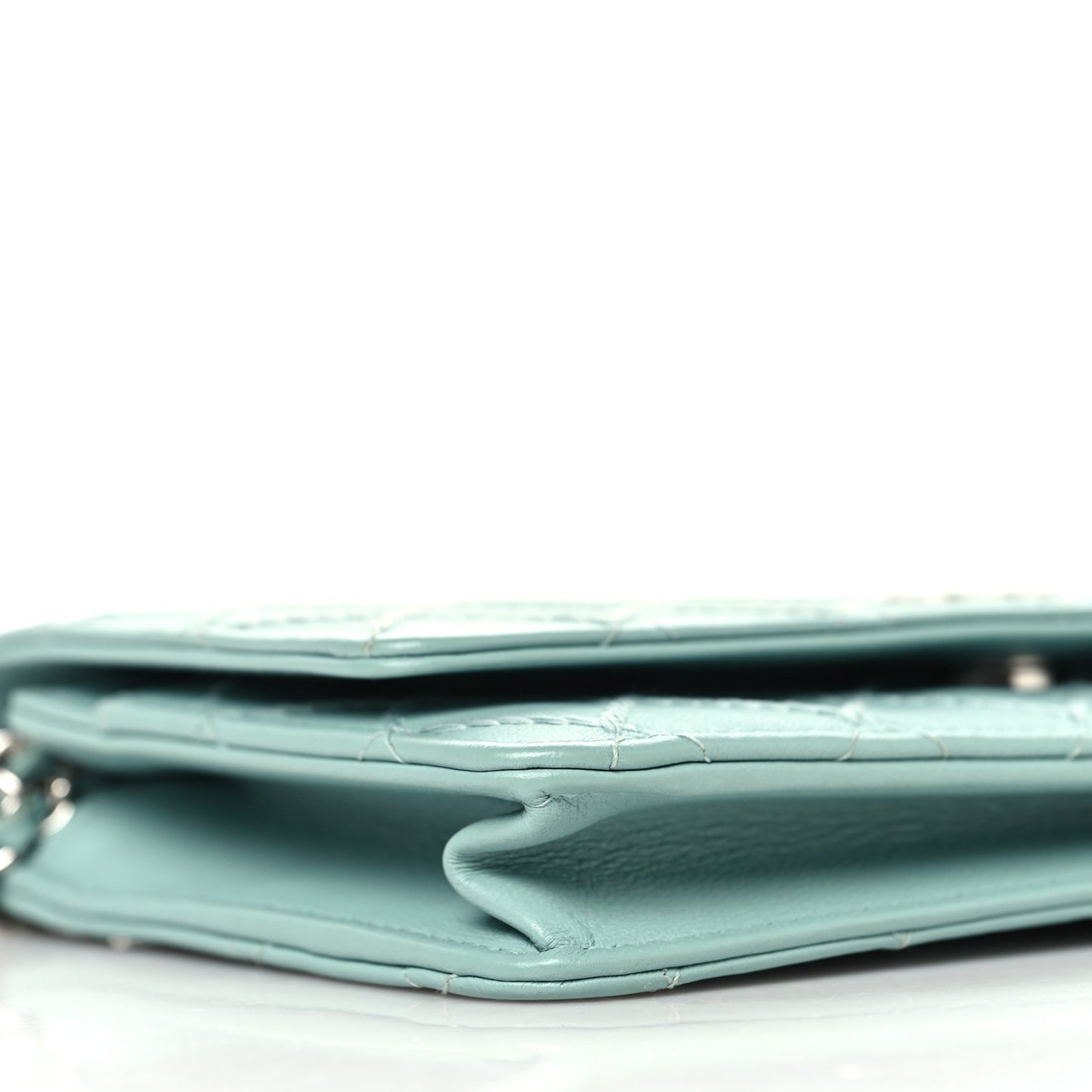 Calfskin Whipstitch Wallet On Chain WOC Green