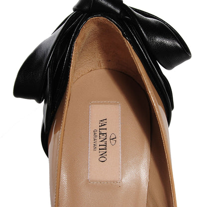 Valentino Garavani Patent Bow Pumps 40 Nude Black 7 of 7