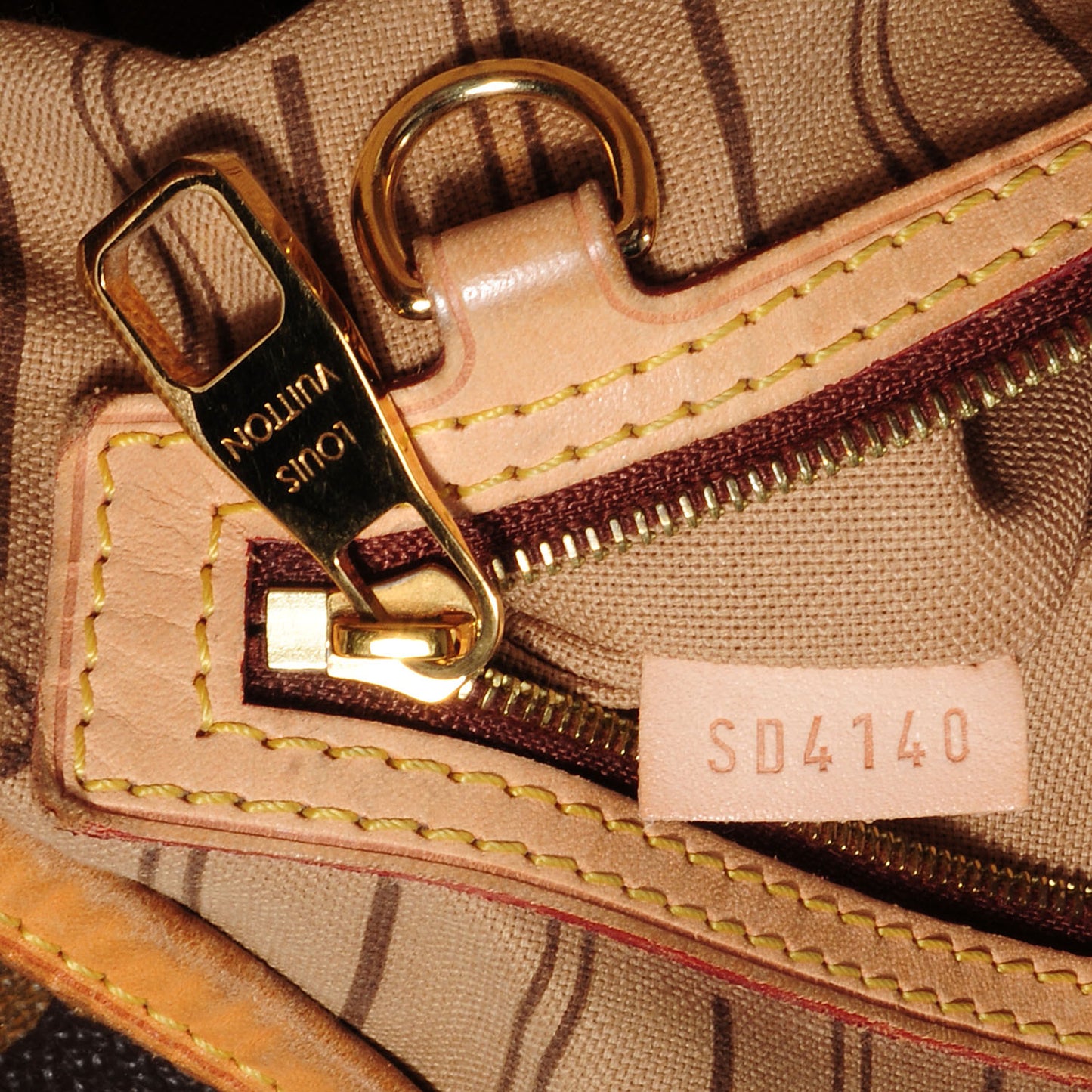 Monogram Delightful GM