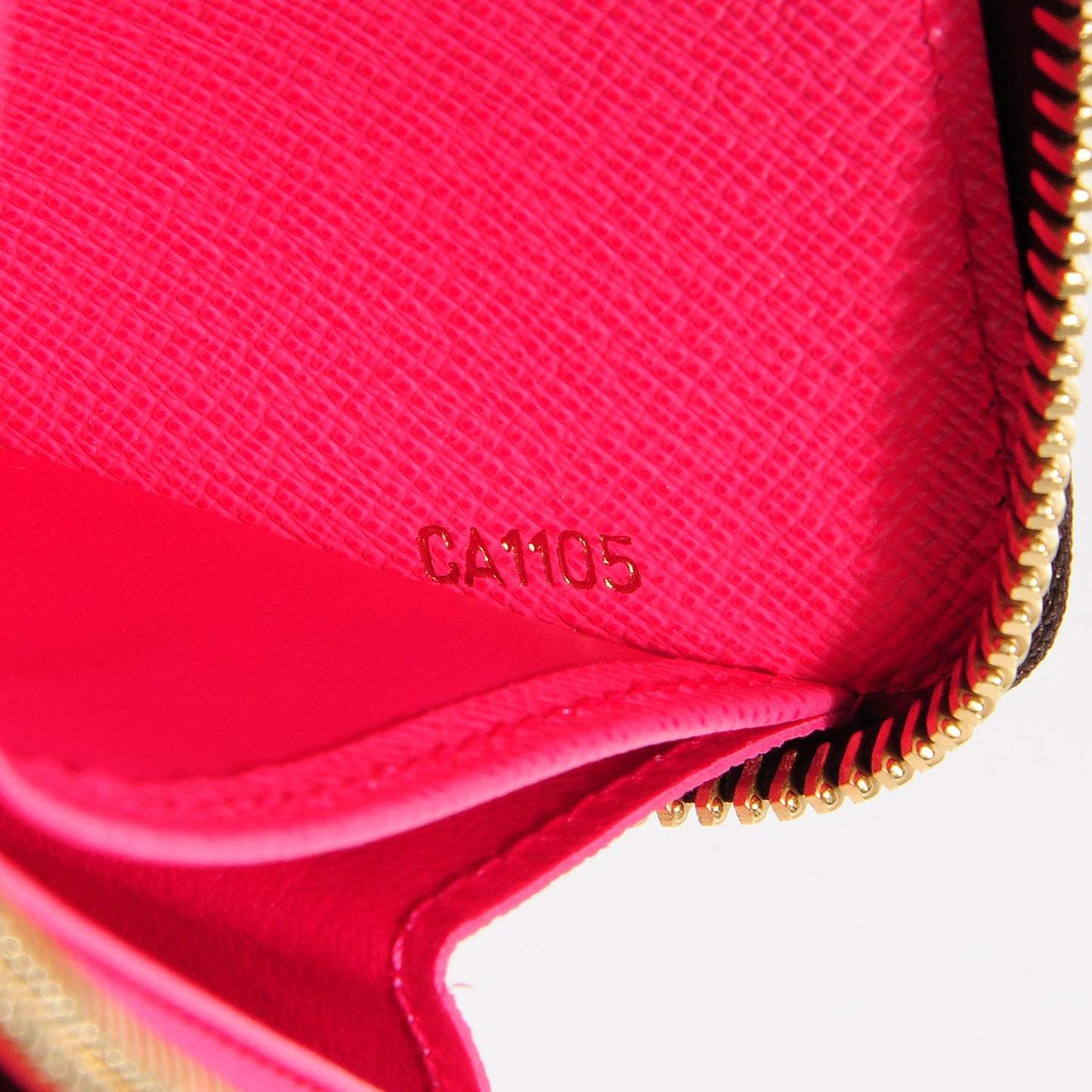 Monogram V Zippy Wallet Grenade