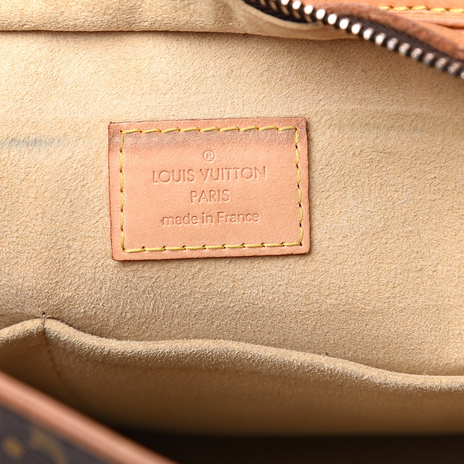 Louis Vuitton Monogram Hudson GM 5 of 12
