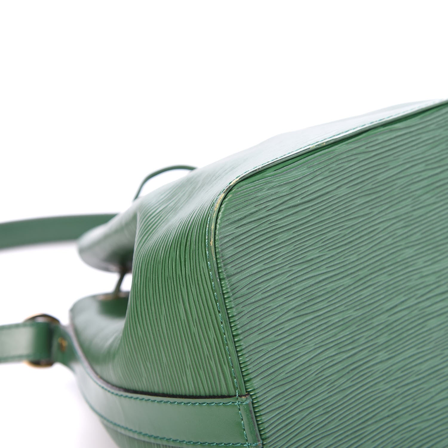 Louis Vuitton Epi Petit Noe Borneo 7 of 10