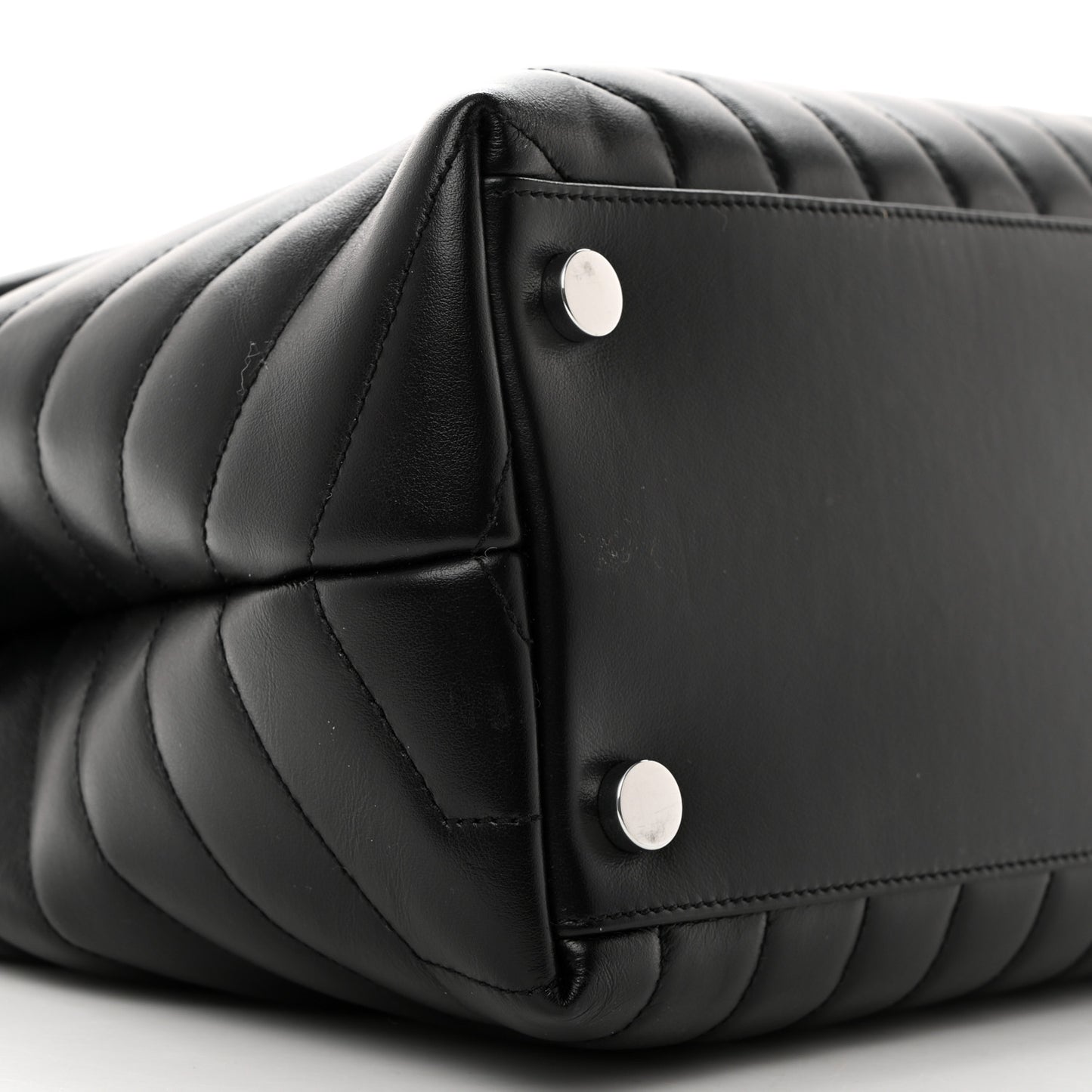 SAINT LAURENT Calfskin Y Quilted Monogram Large Loulou Chain Satchel Black