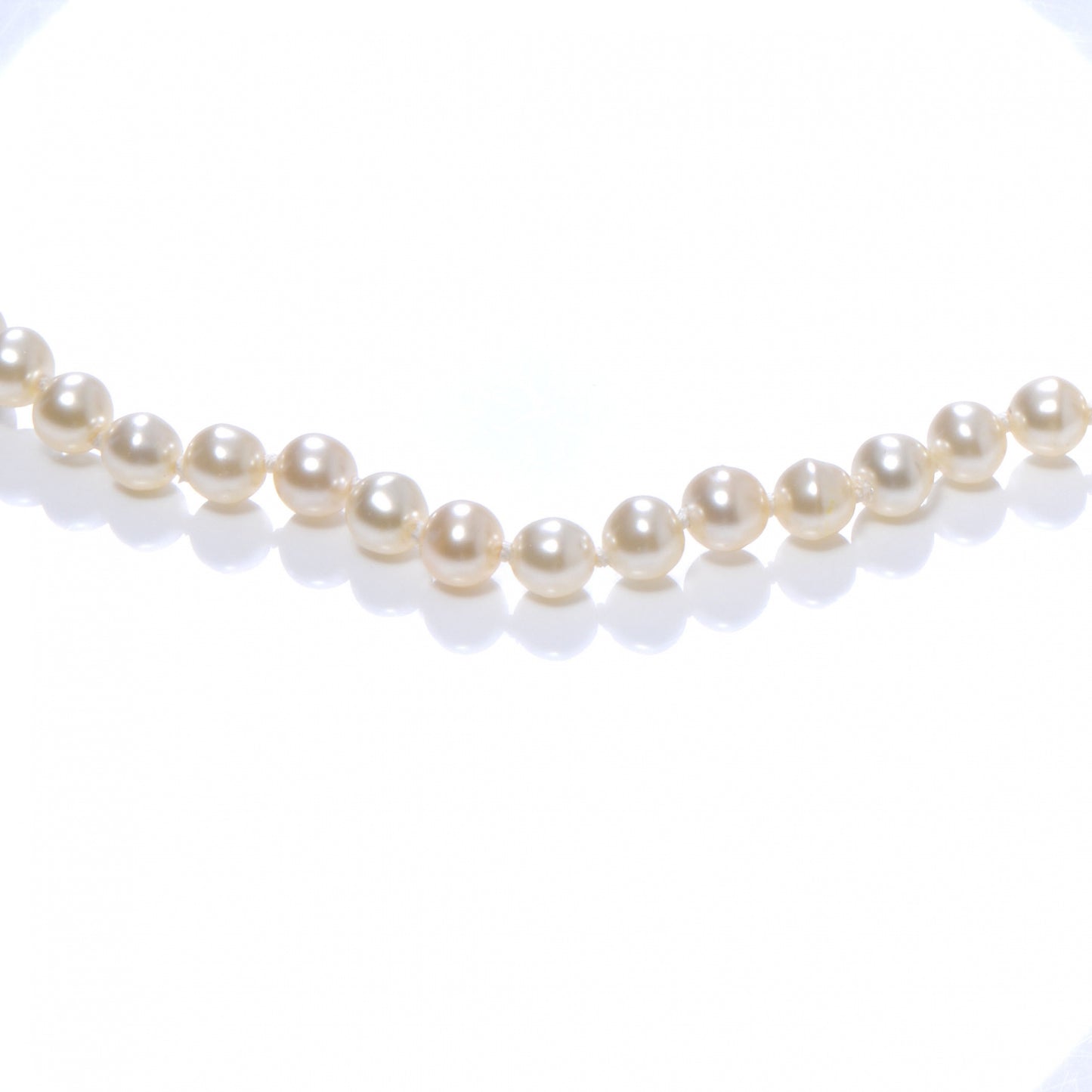 Classic 16 Inch Pearl Beaded CC Necklace