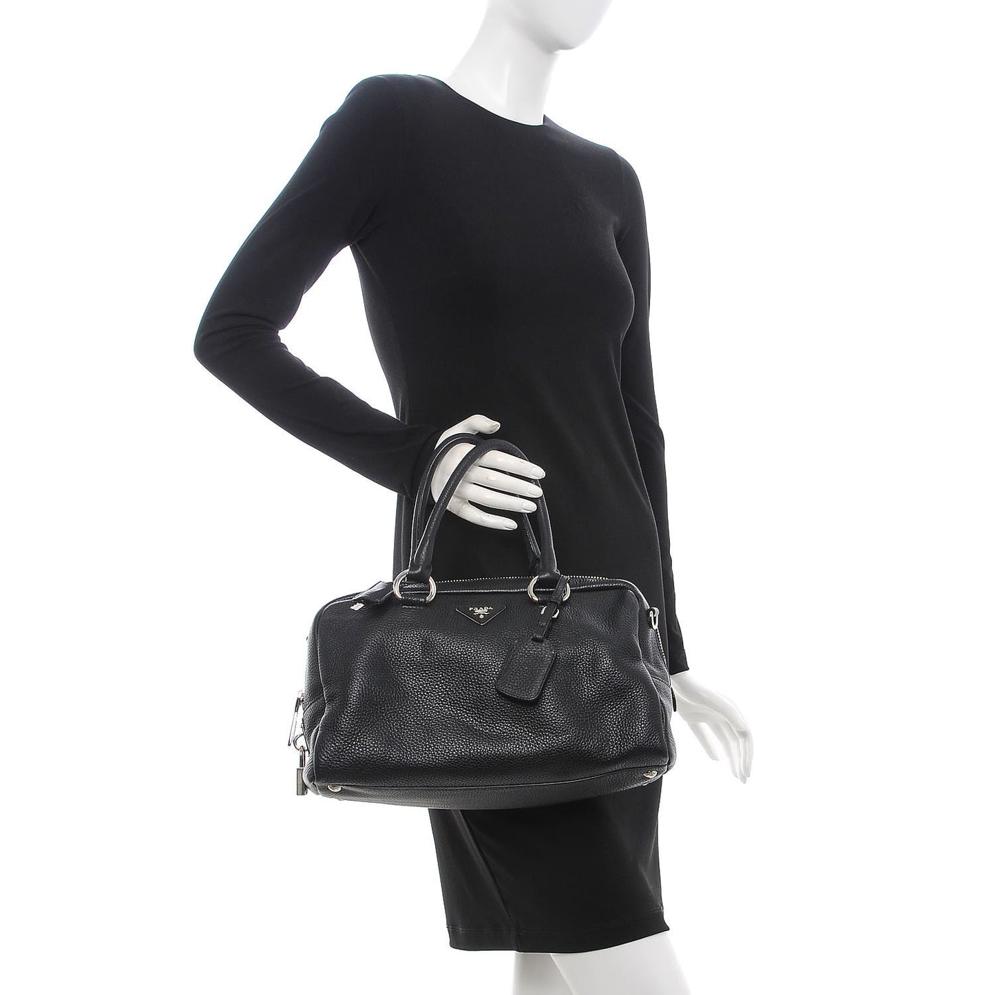 Vitello Daino Satchel Black