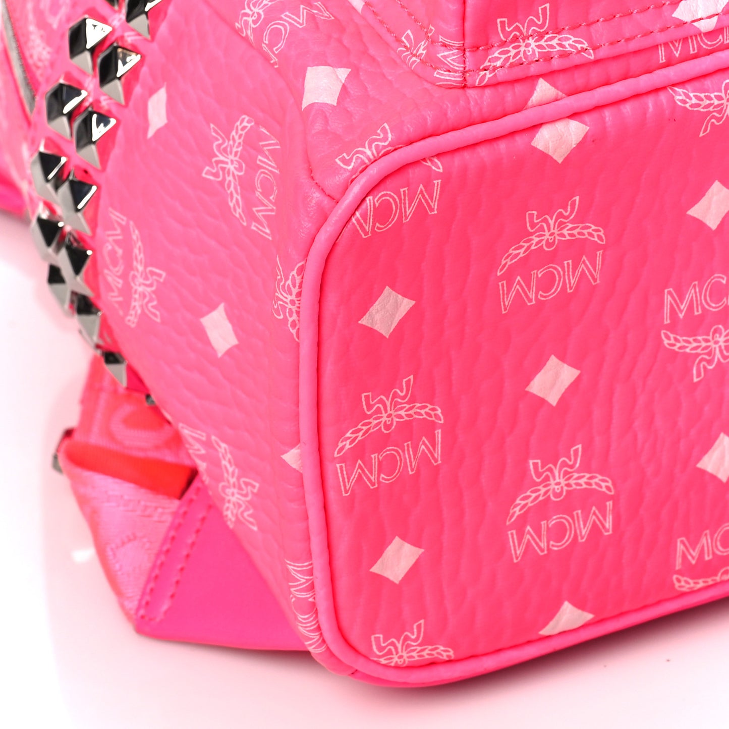 Visetos Small Side Stud Stark Backpack Neon Pink