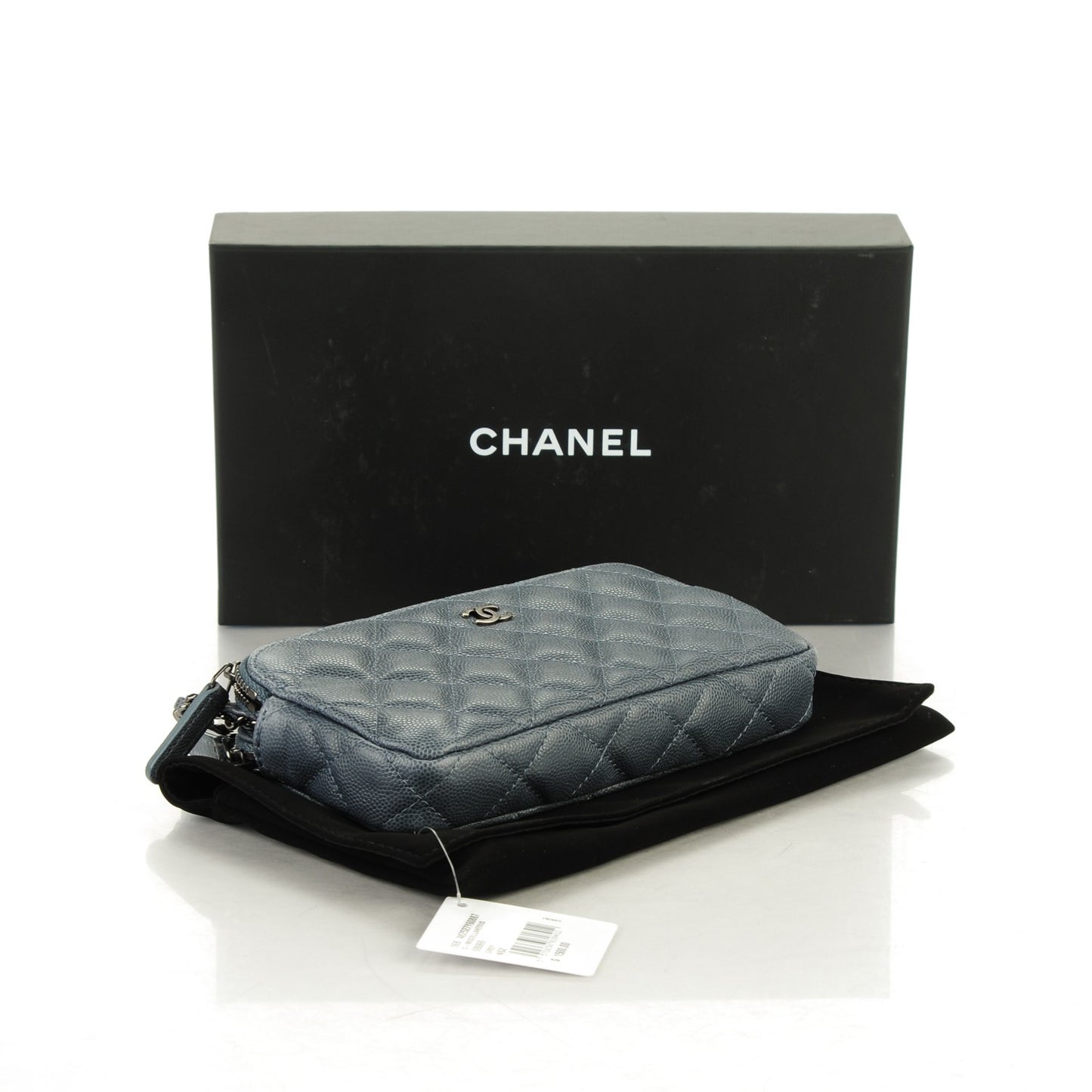Caviar Quilted Small Clutch With Chain Grey