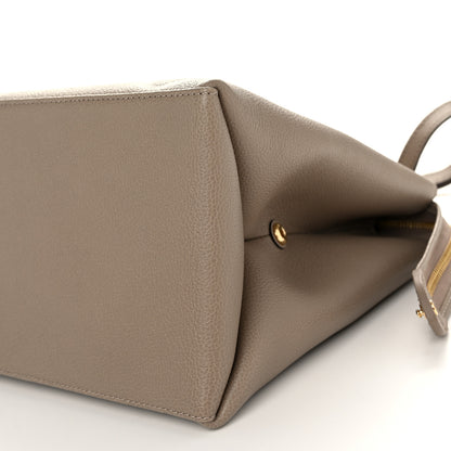 Louis Vuitton Empreinte Monogram Giant Grand Palais Tourterelle 9 of 9