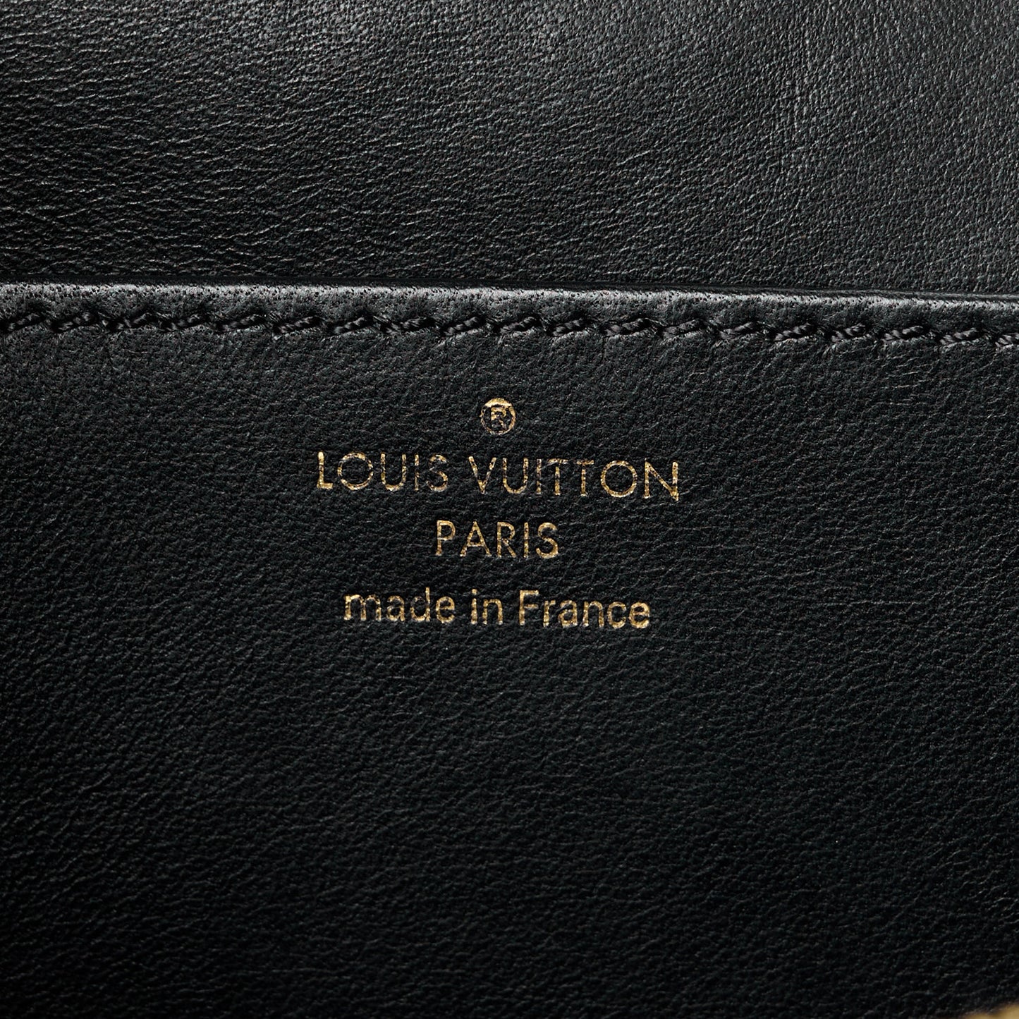 Grained Calfskin Vivienne NM Black