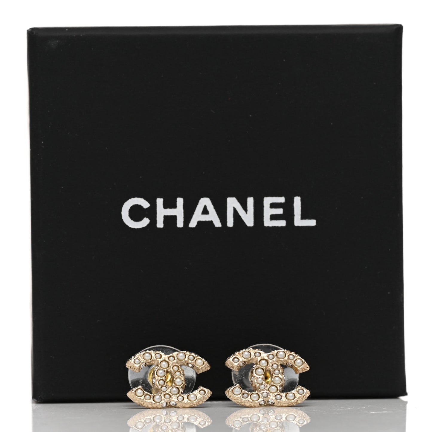 Pearl CC Earrings Light Gold
