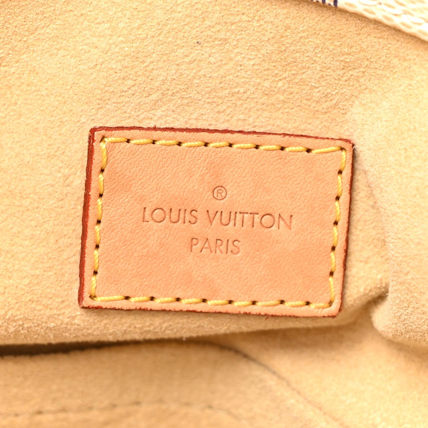 Louis Vuitton Damier Azur Artsy MM 6 of 18